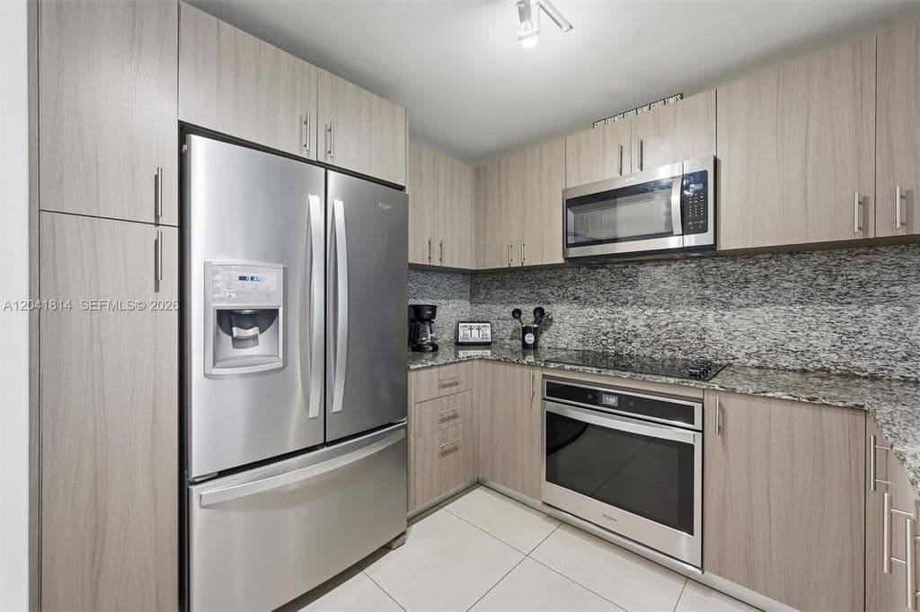2+1 Condo — 5350 NW 84th Ave Unit 504