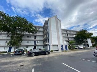 2+1 Condo — 8700 N Sherman Cir APT 305, Hollywood, 33025