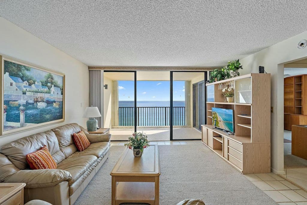 2+1 Condo — 400 Ocean Trail Way #1310