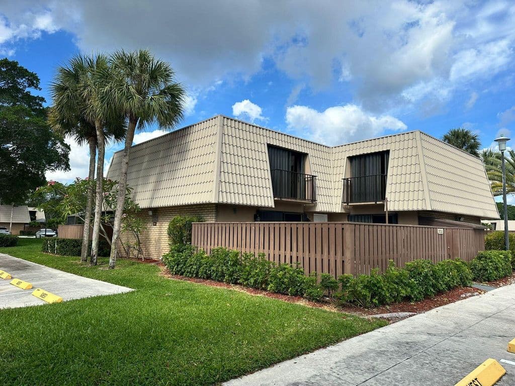 2-bedroom Property — 5718 57th Way