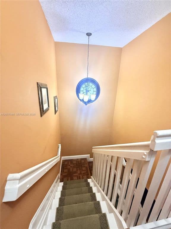 4+1 Mülk — 13402 SW 153rd St APT 1904