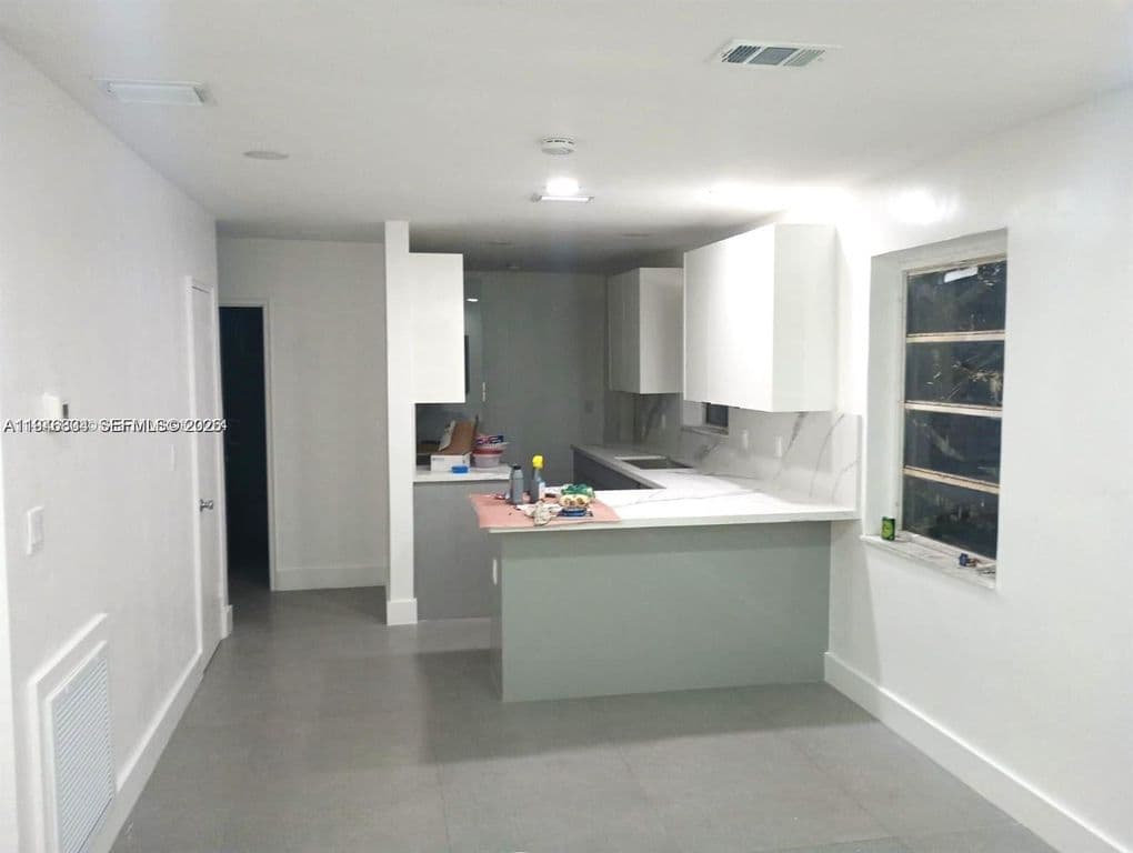 2-bedroom Single-Family Home — 110 NW 120th Ter