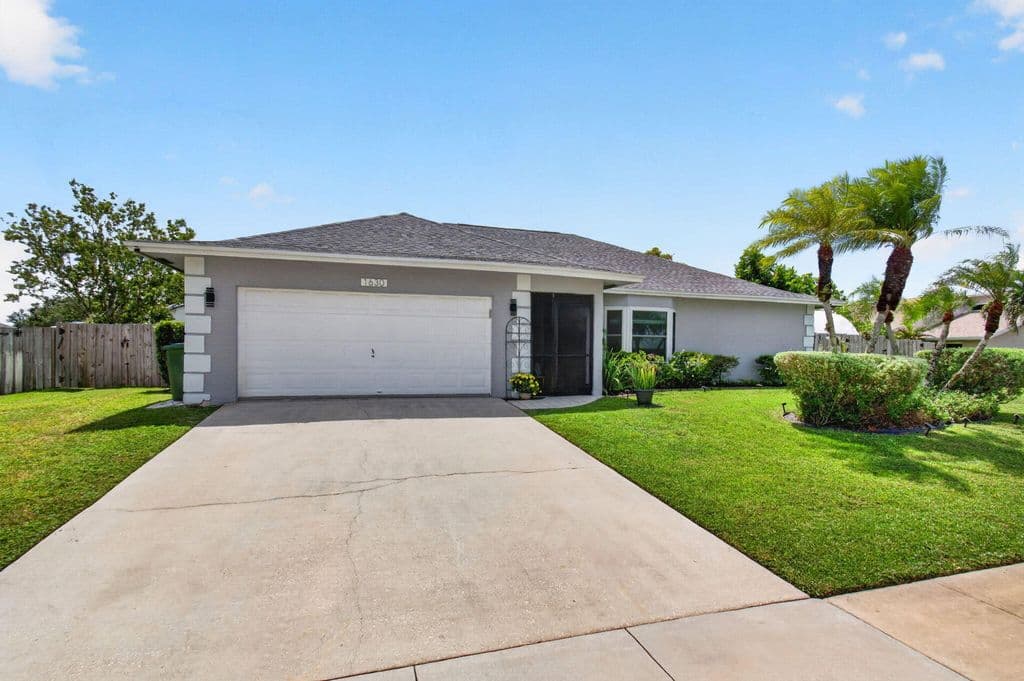4+1 Müstakil ev — 1630 Tamarack Way
