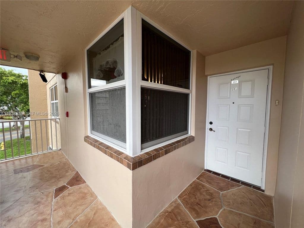 2+1 Condo — 10369 NW 24th Pl APT 201