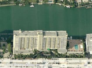 2-bedroom Condo — 5600 Collins Ave APT 9E, Miami Beach, 33140