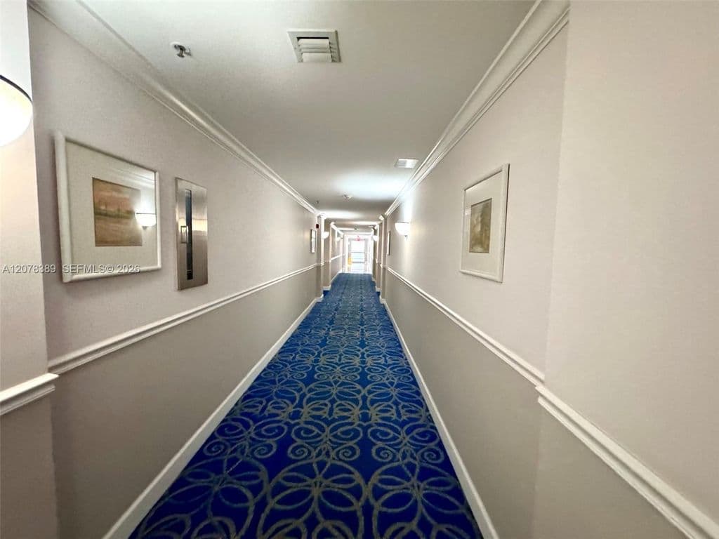 2-bedroom Condo — 9725 NW 52nd St APT 109