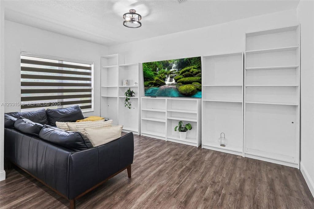 3+1 Müstakil ev — 13063 SW 256th St