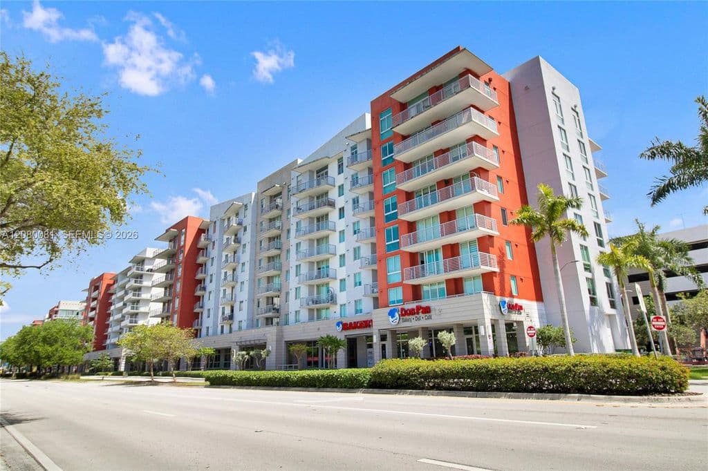 3-bedroom Condo — 7661 NW 107th Ave APT 501