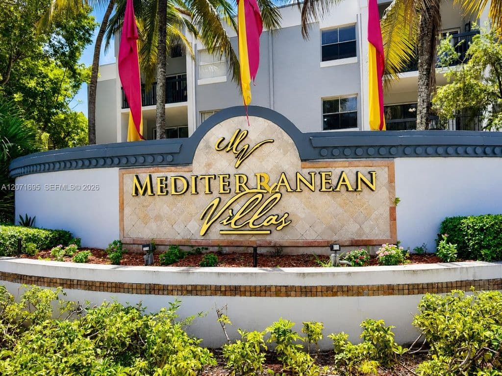 2-bedroom Condo — 6276 NW 186th St APT 305