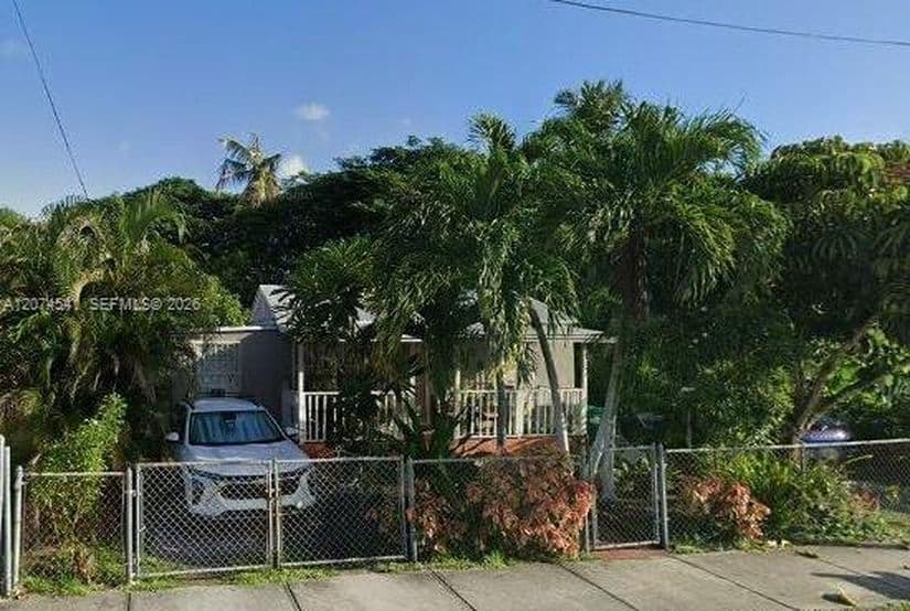 2-bedroom Single-Family Home — 863 NW 113th St
