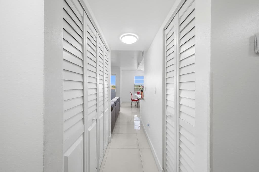 3+1 Condo — 1221 SW 122nd Avenue #401