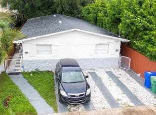 4-bedroom Property — 1831 NW 41st St, Miami, 33142