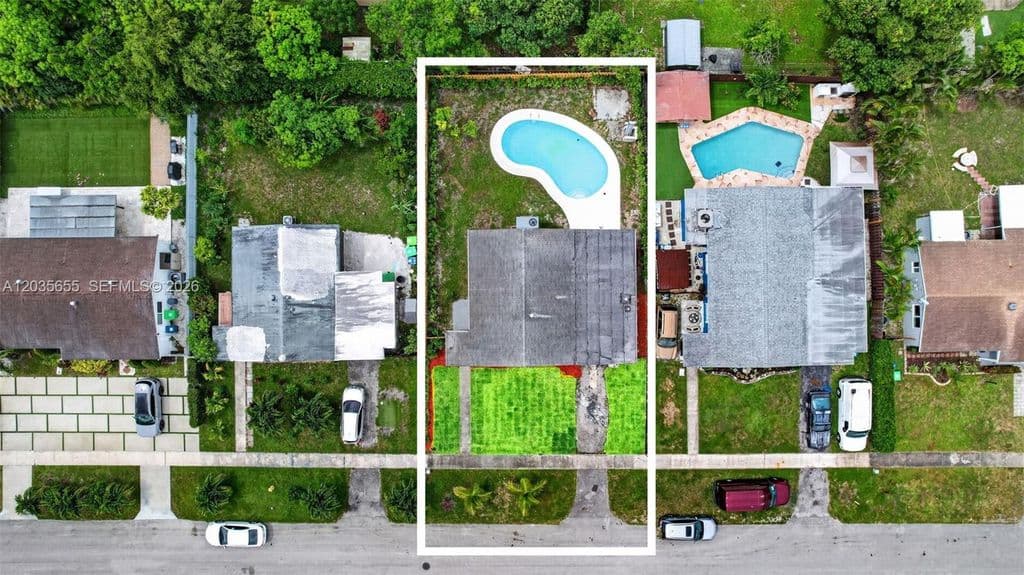 3+1 Müstakil ev — 6250 NW 14th St