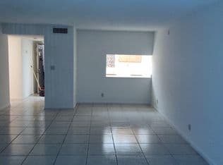 2+1 Condo — 1950 N Congresss Avenue #J211, West Palm Beach, 33401