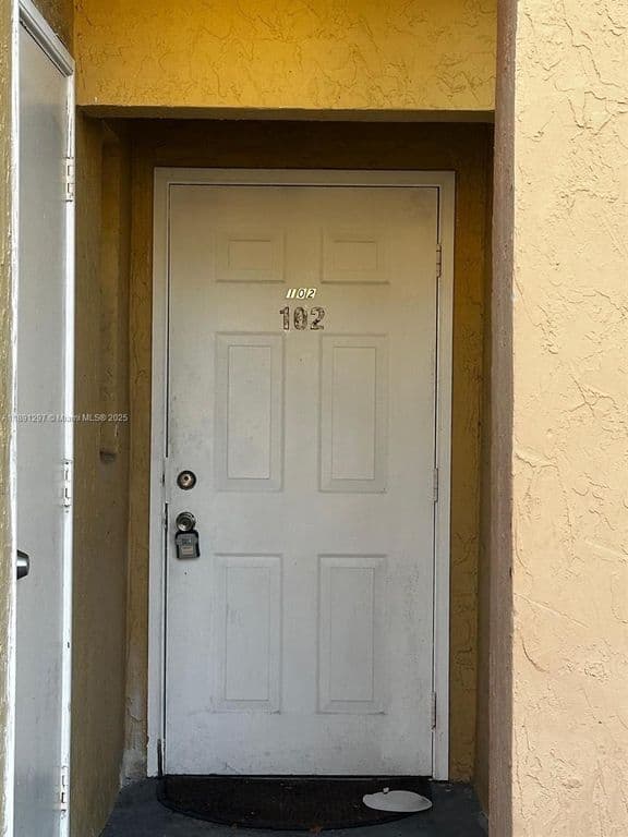 2-bedroom Condo — 2421 NW 56th Ave #2-102