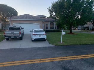 3-bedroom Single-Family Home — 462 SE 23rd Dr, Homestead, 33033