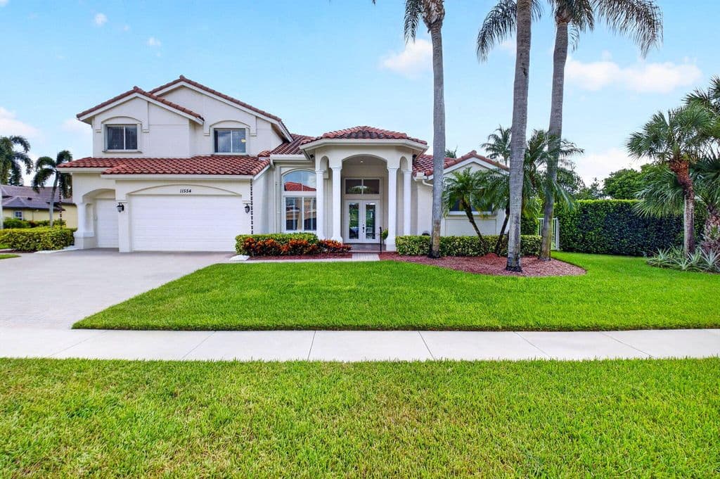 5-bedroom Single-Family Home — 11554 Knightsbridge Place