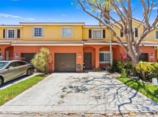 3+1 Townhouse — 1844 SW 102nd Way, Miramar, 33025