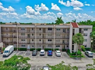 2-bedroom Condo — 2571 Aragon Blvd APT 220, Sunrise, 33322