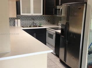 1+1 Condo — 6101 N Falls Circle Dr APT 409, Fort Lauderdale, 33319