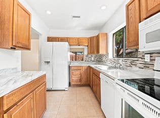 2+1 Müstakil ev — 2267 NW 37th Avenue, Pompano Beach, 33066