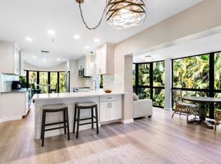 3-bedroom Condo — 17137 Waterbend Drive #201, Jupiter, 33477