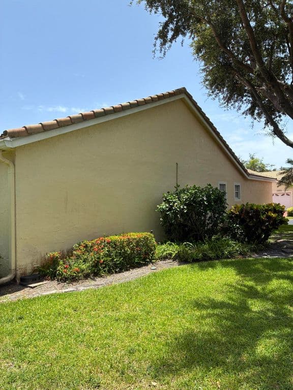 3-bedroom Condo — 17223 Boca Club Boulevard #6