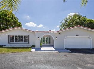 4+1 Müstakil ev — 2757 NW 116th Ter, Coral Springs, 33065