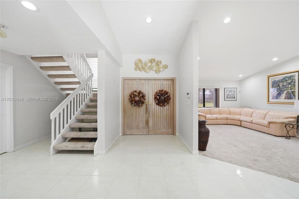 5+1 Müstakil ev — 15130 SW 164th Ter