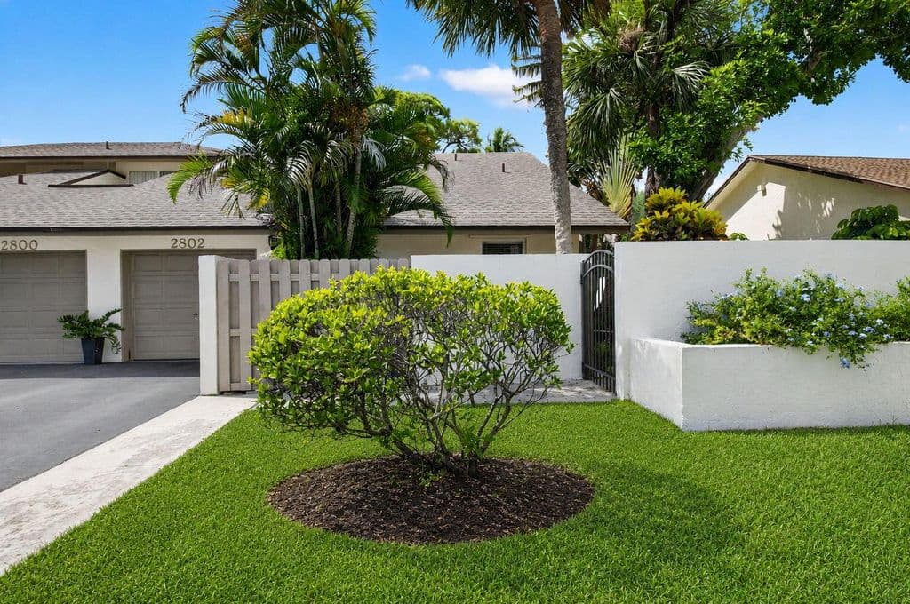 2-bedroom Single-Family Home — 2802 SW 6th Street