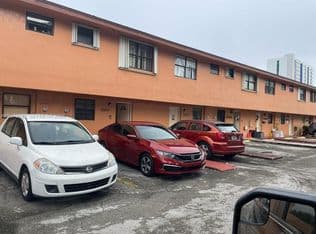2+1 Condo — 10851 SW 6th St #5, Sweetwater, 33174