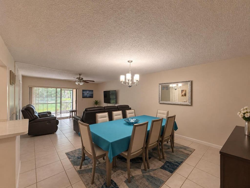 2+1 Condo — 9601 RIVERSIDE Drive #A5