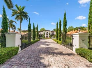 5+1 Müstakil ev — 13470 SW 32nd St, Miami, 33175