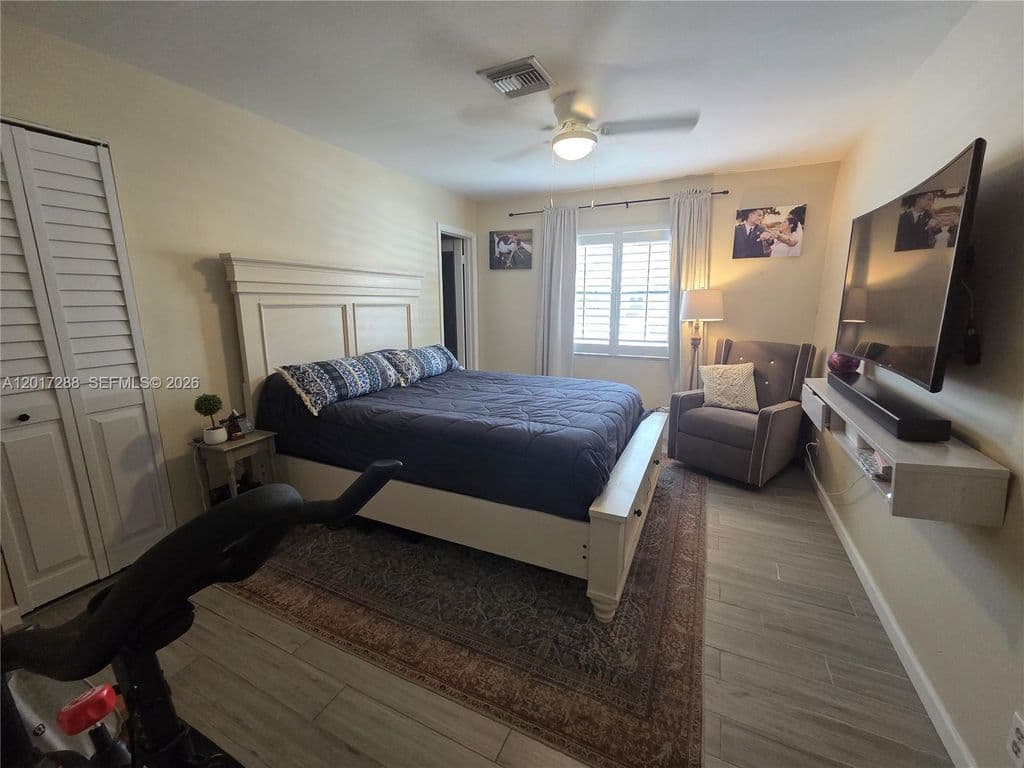 2+1 Mülk — 19 Chestnut Cir