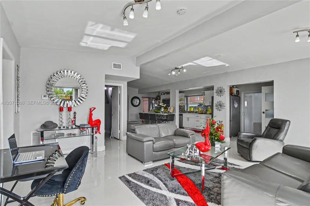 5+1 Müstakil ev — 3538 SW 87th Ct