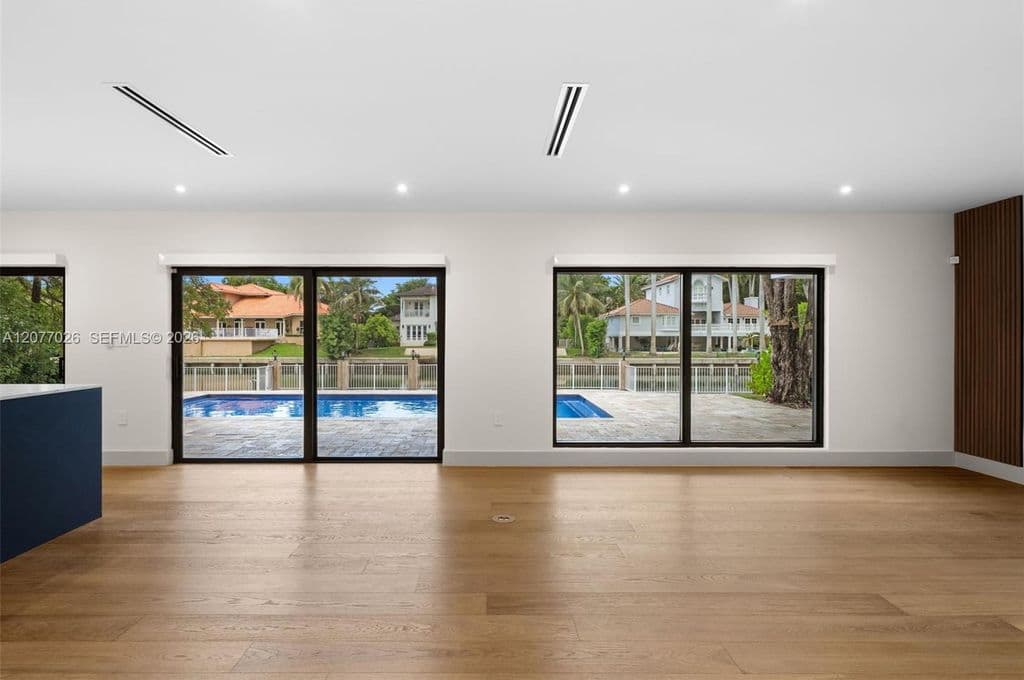 4-bedroom Single-Family Home — 1520 Lugo Ave