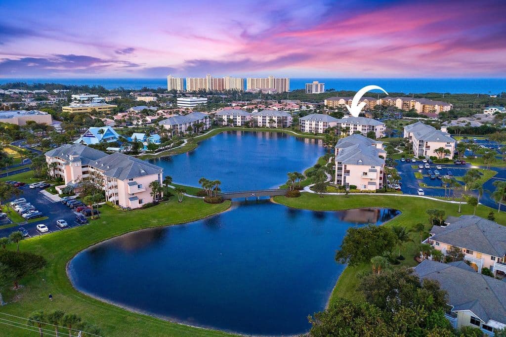 1-bedroom Condo — 353 S US HIGHWAY 1 #C203