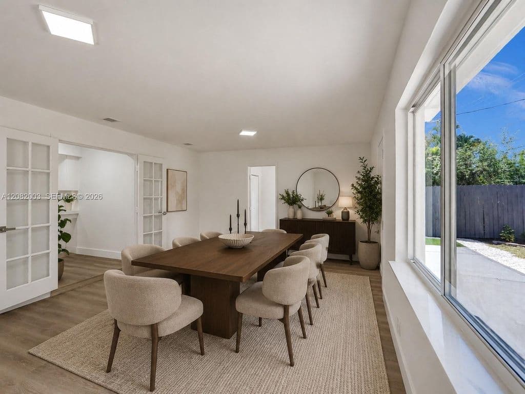 4-bedroom Single-Family Home — 1609 NW 7th Ter