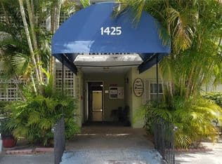 2-bedroom Condo — 1425 Arthur St APT 216B, Hollywood, 33020