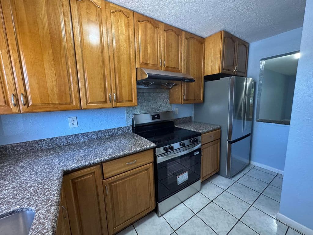 3+1 Mülk — 10987 Royal Palm Boulevard #9