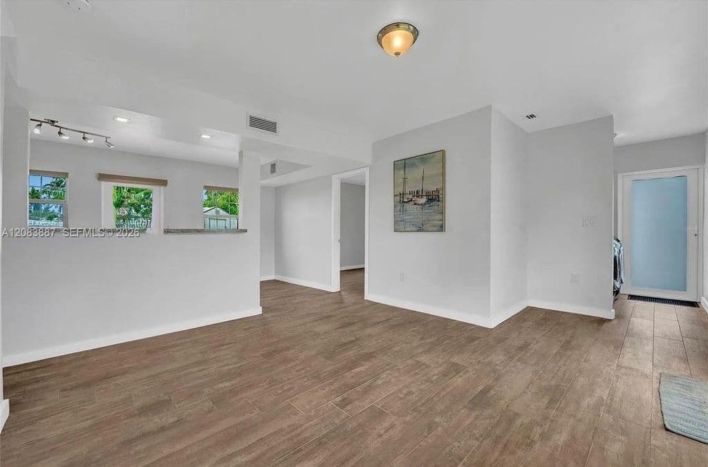 4+1 Müstakil ev — 11250 SW 46th St