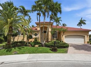 5+1 Müstakil ev — 3038 Lakewood Dr, Weston, 33332
