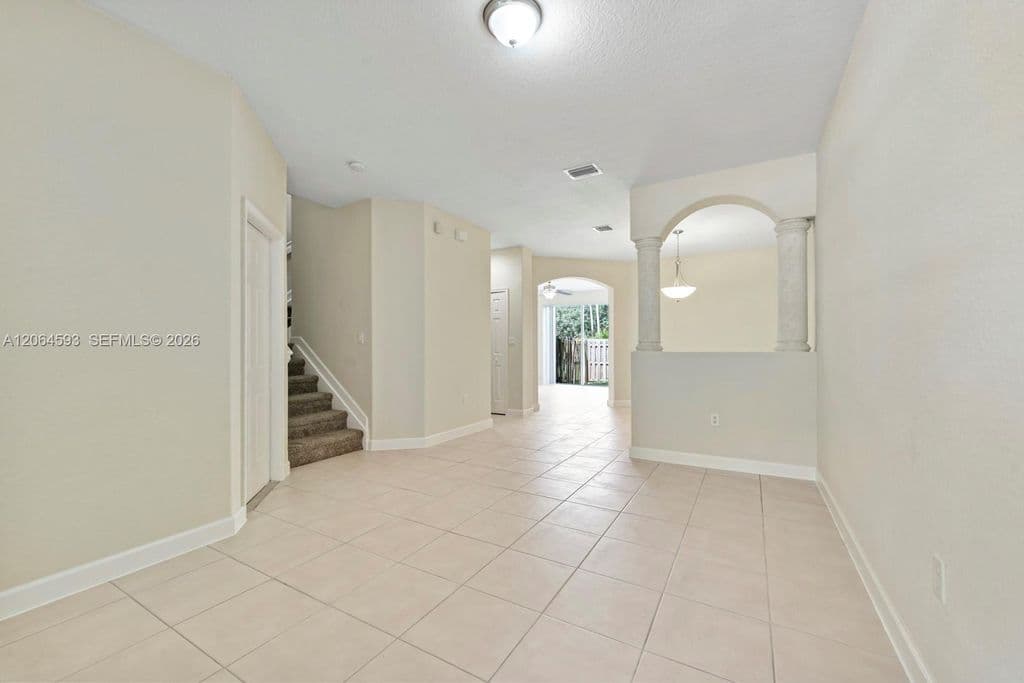 4-bedroom Property — 1417 SE 24th Rd