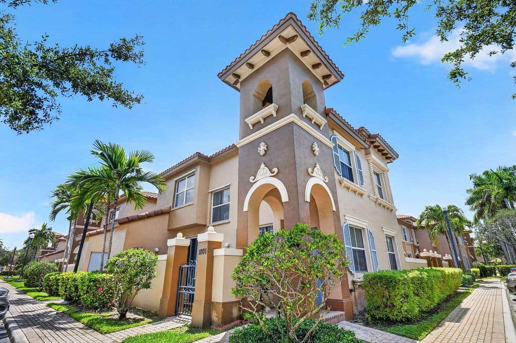 3+1 Condo — 6516 Morgan Hill Trail #1802