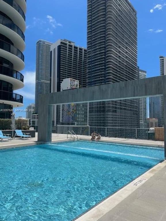 1-bedroom Condo — 55 SW 9th St Unit 4209