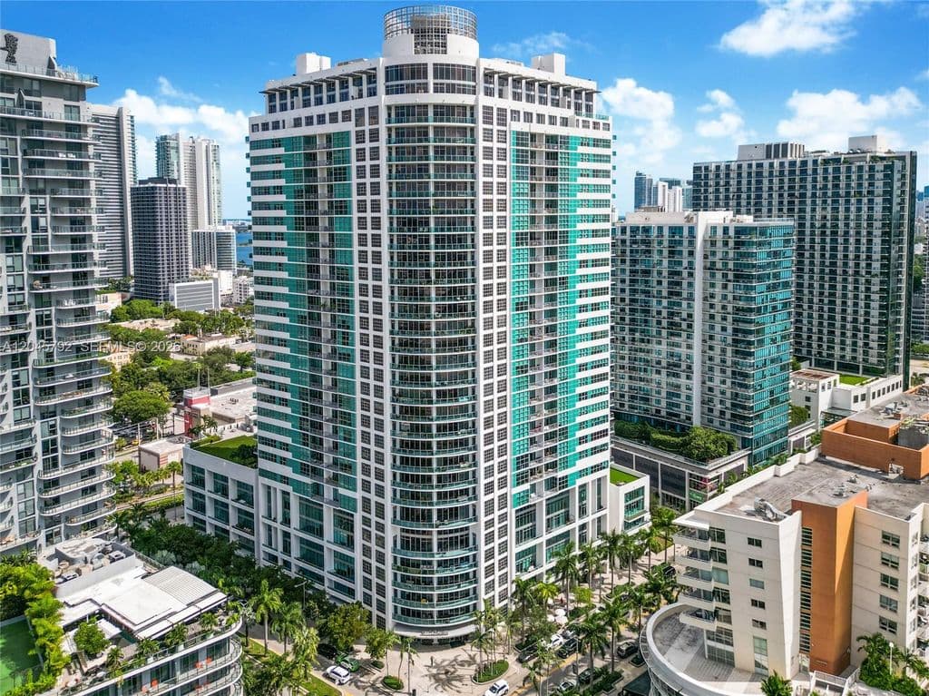 2-bedroom Condo — 3301 NE 1st Ave APT M0705