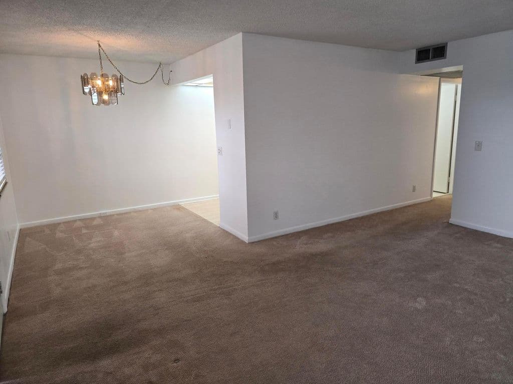2+1 Condo — 551 SW 135 Avenue #216b