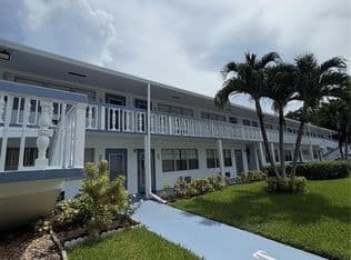 1+1 Condo — 421 Tilford #421-T, Deerfield Beach, 33442