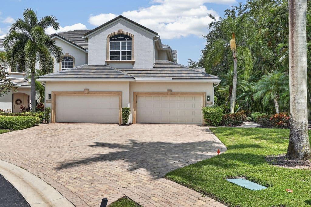 3+1 Condo — 7502 ORCHID HAMMOCK Drive