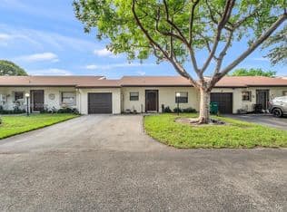 3+1 Condo — 6633 N Parkway Dr #5-7, Pompano Beach, 33068